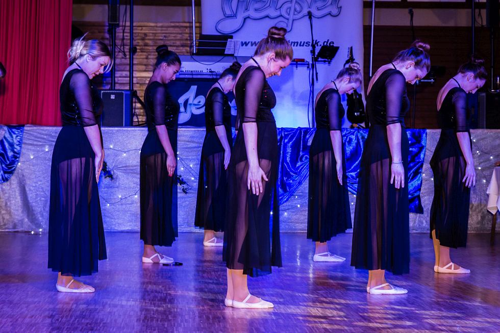 „Candy Puppets“ beim Abtswinder Chrysanthemenball