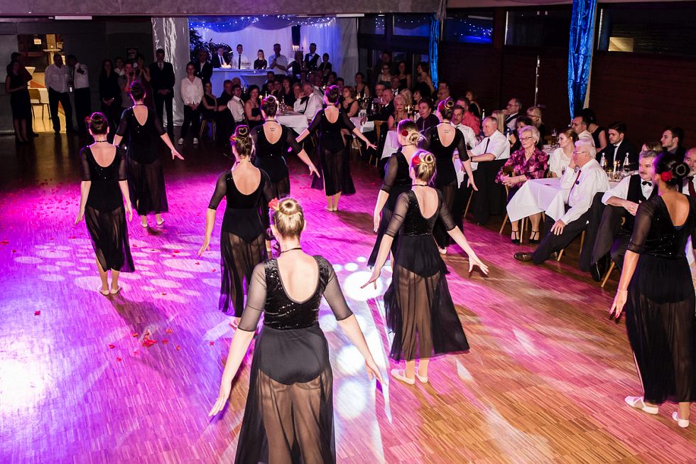 „Candy Puppets“ beim Abtswinder Chrysanthemenball