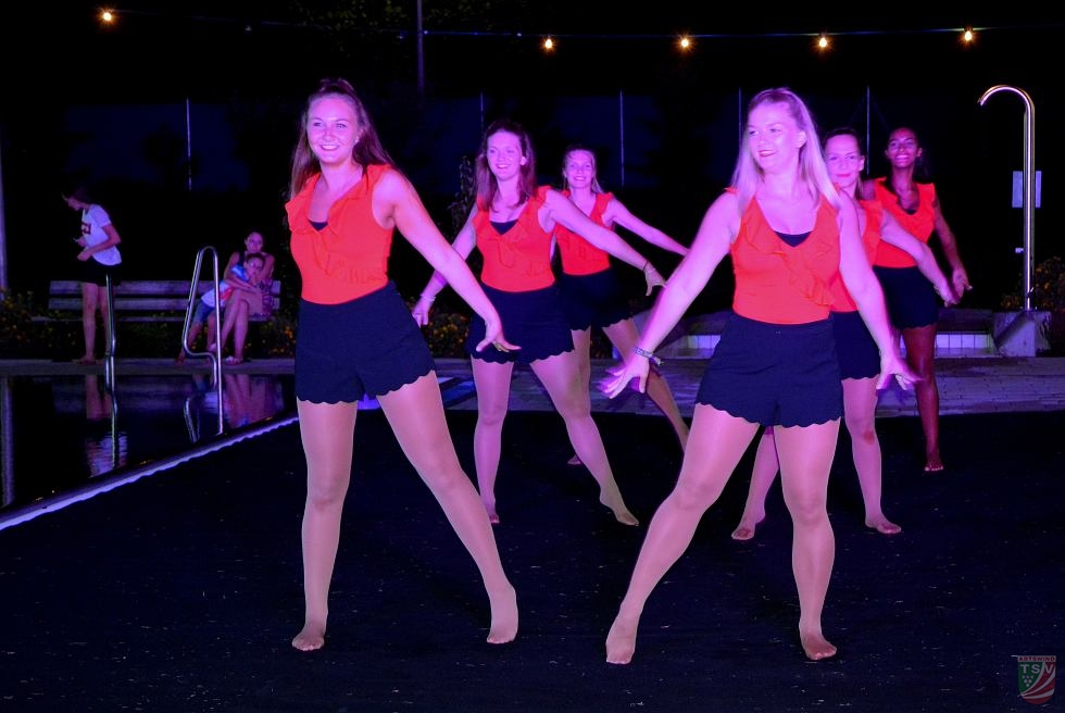 „Candy Puppets“ bei der Abtswinder Poolparty
