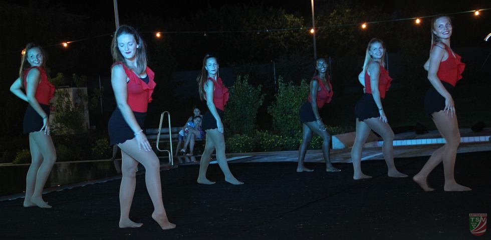 „Candy Puppets“ bei der Abtswinder Poolparty