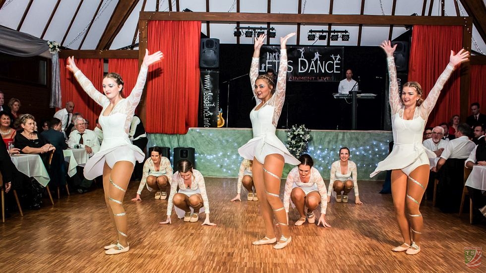 „Candy Puppets“ beim Abtswinder Chrysanthemenball