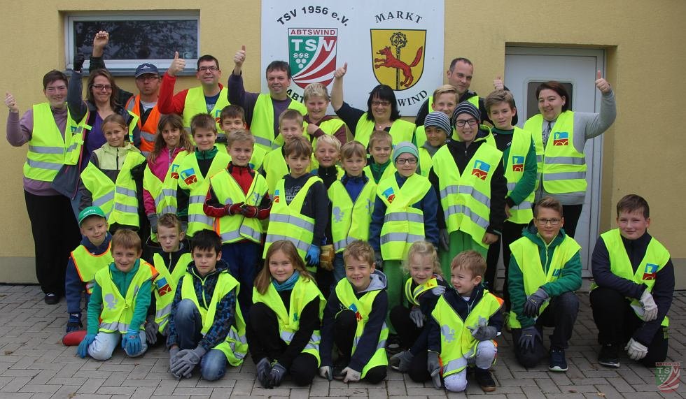 Muellsammlung Fussballjugend