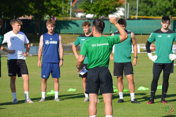 Vorstellung der ersten Mannschaft Saison 25/26